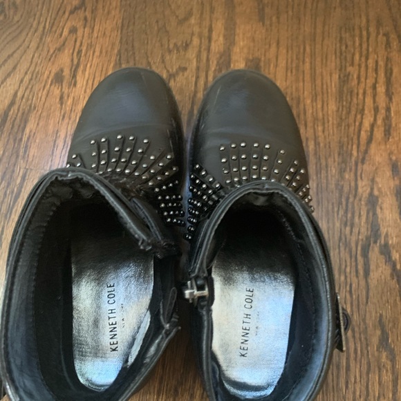 Kenneth Cole Black booties, 13.5, girl - Picture 4 of 5